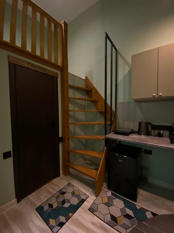 Квартира Двухъярусная студия в центре города. — Сухум