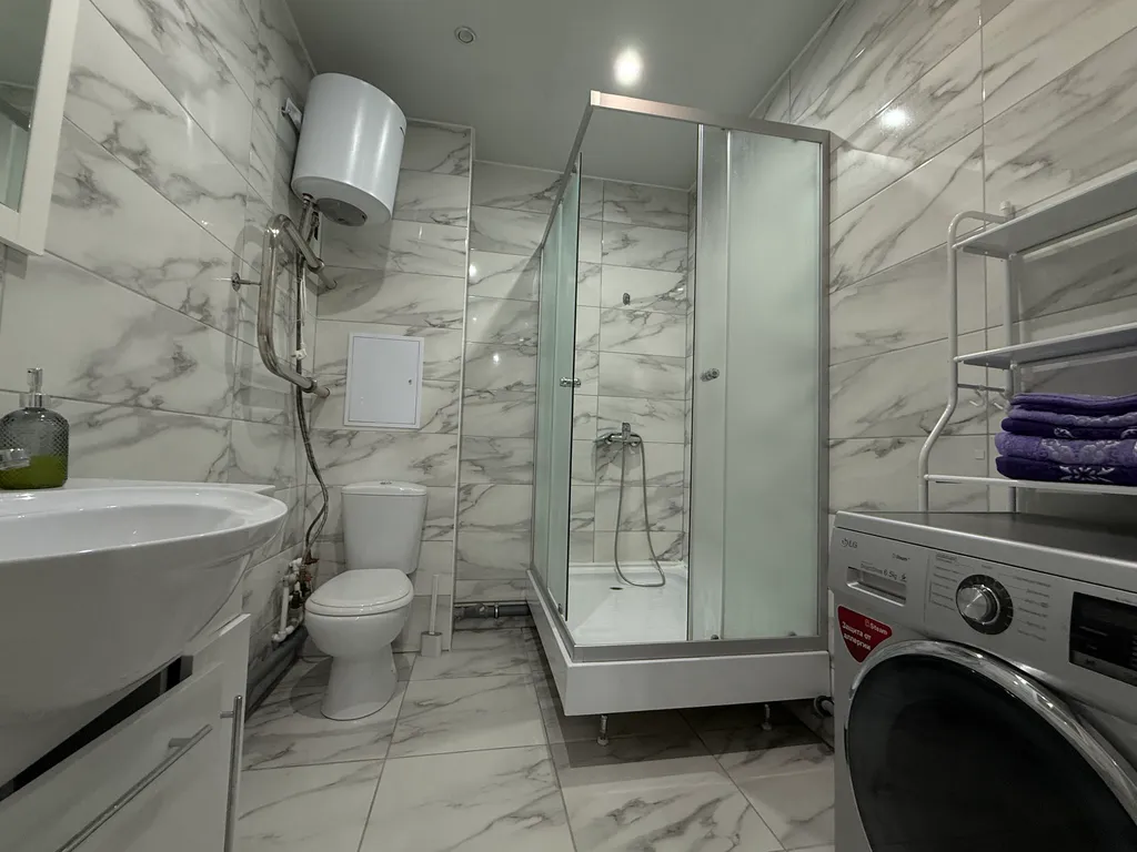 Квартира-студия в центре на 18 этаже