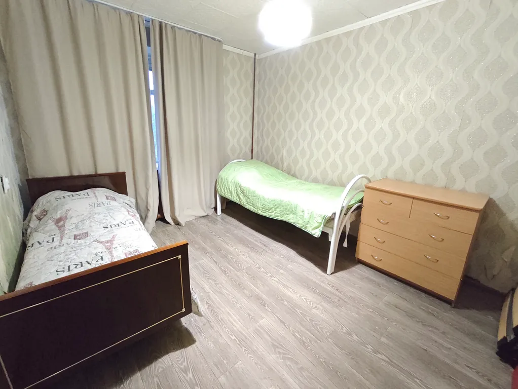 Трёхкомнатная квартира на Краснодонцев