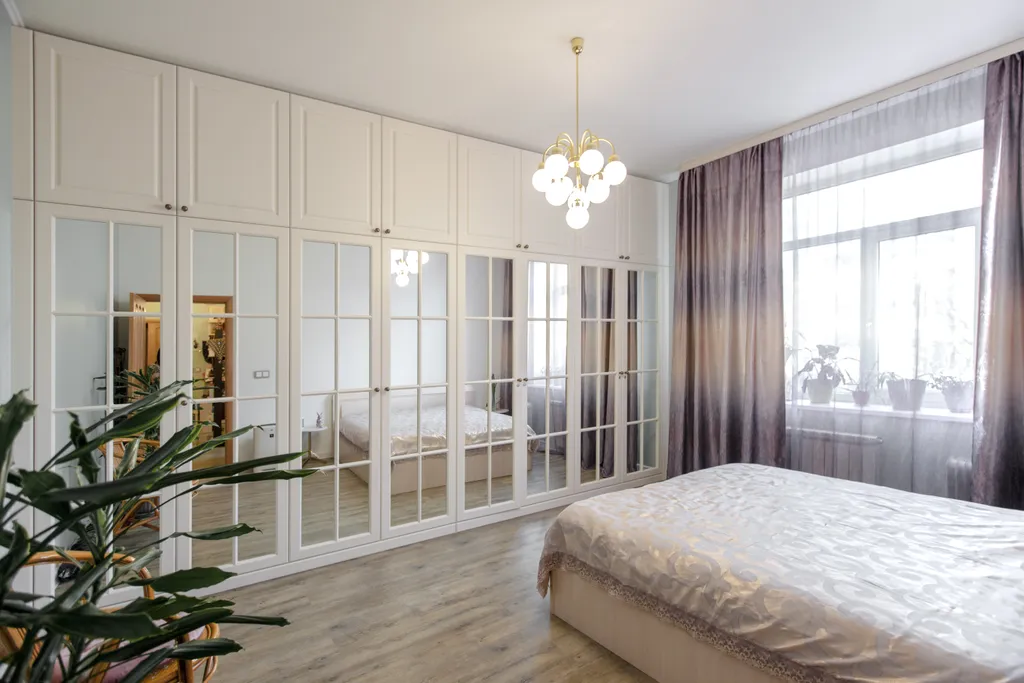 Квартира 2-комнатная сталинка с террасой в ультрацентре с парковочным местом — аренда посуточно в Владивосток