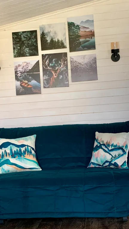 Семейная дача с сауной и камином