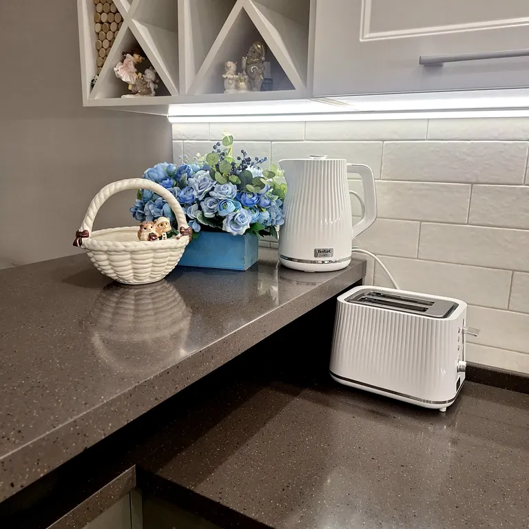 Современная уютная 2х комнатная квартира (евротри) в центре города