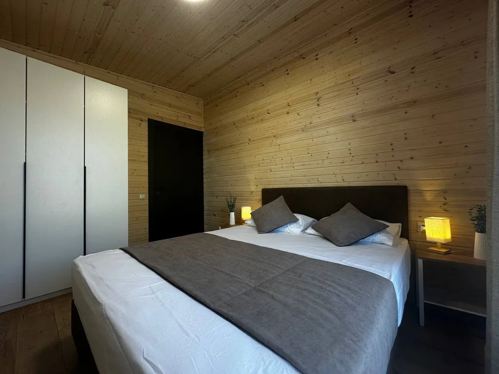 Дом 453 с тремя спальнями, русской баней и банным чаном