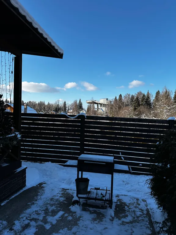 Домик близ Сорочан с баней-бочкой