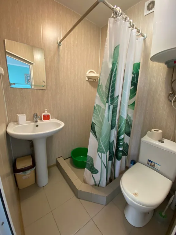 Уютный домик среди гор