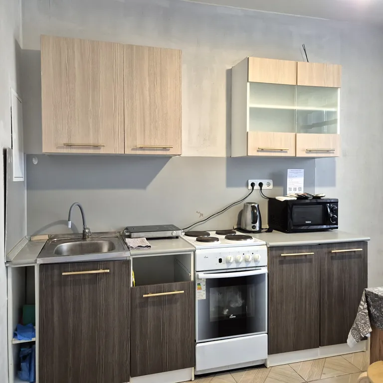 Хорошая квартира в новостройке с тремя раздельными местами