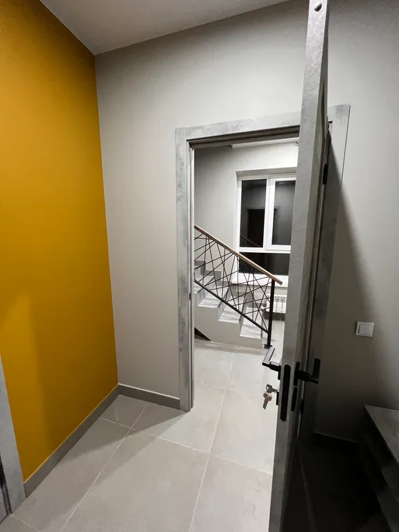 Дом у моря в тихом районе с самыми красивыми закатами