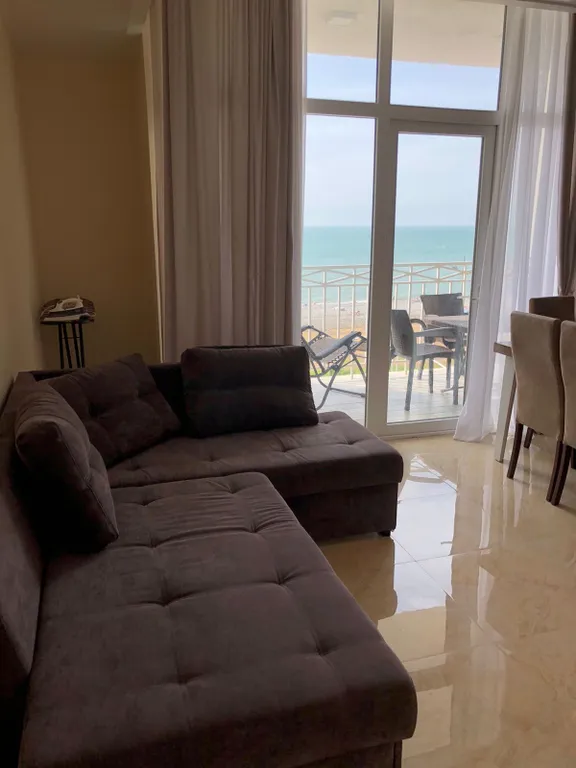 Квартира с видом на море на первой береговой линии