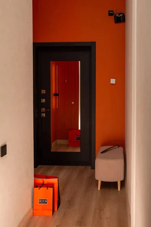 Стильная студия с выходом на кровлю ТЦ Галерея