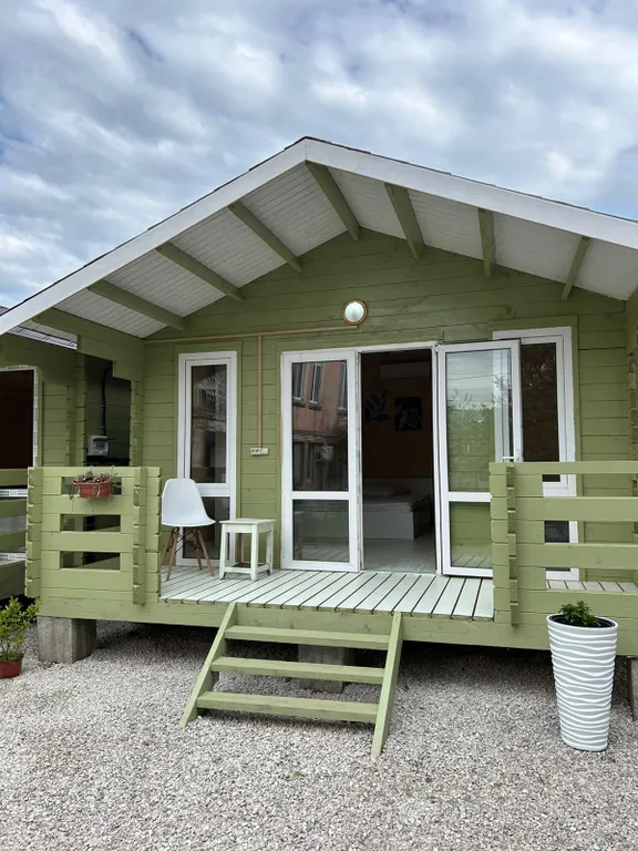 Коттедж под ключ, с удобствами внутри