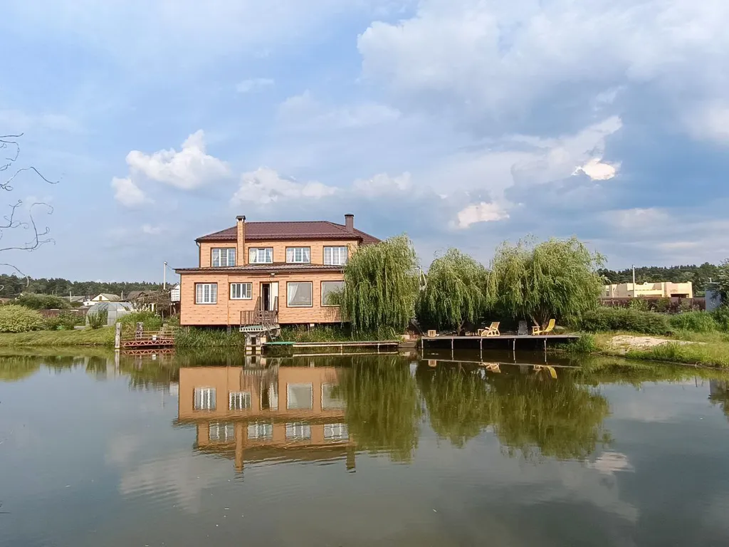 Коттедж Дом у озера — аренда посуточно в Пенза