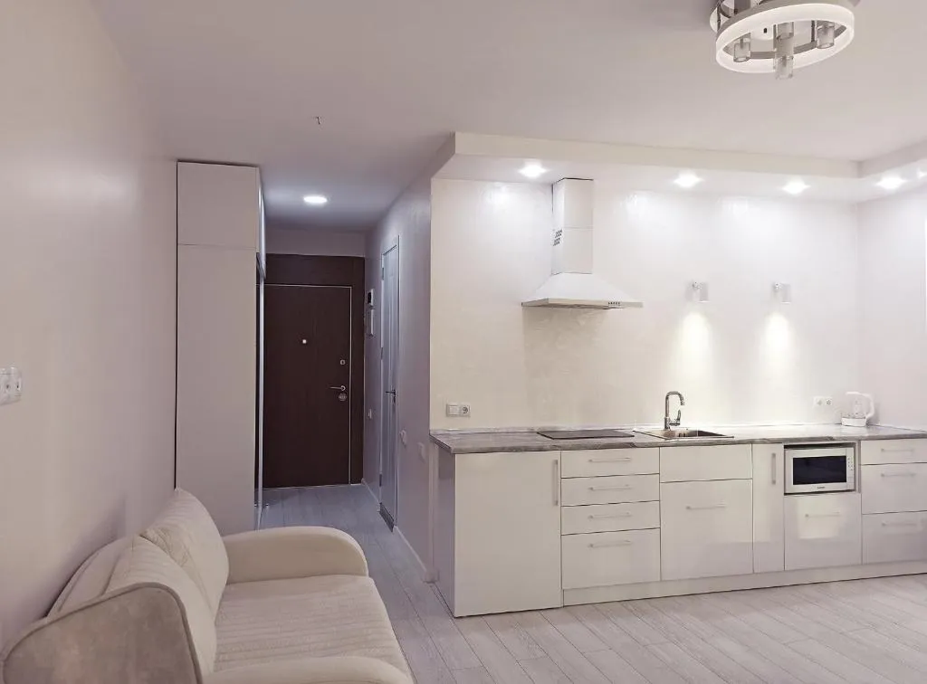 Студия на первой линии с кроватью King Size