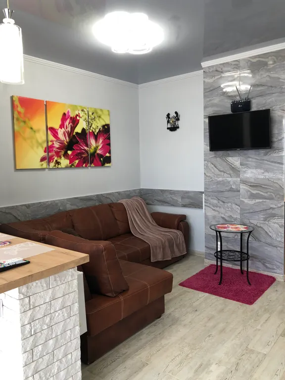 Двухкомнатная квартира с панорамными окнами