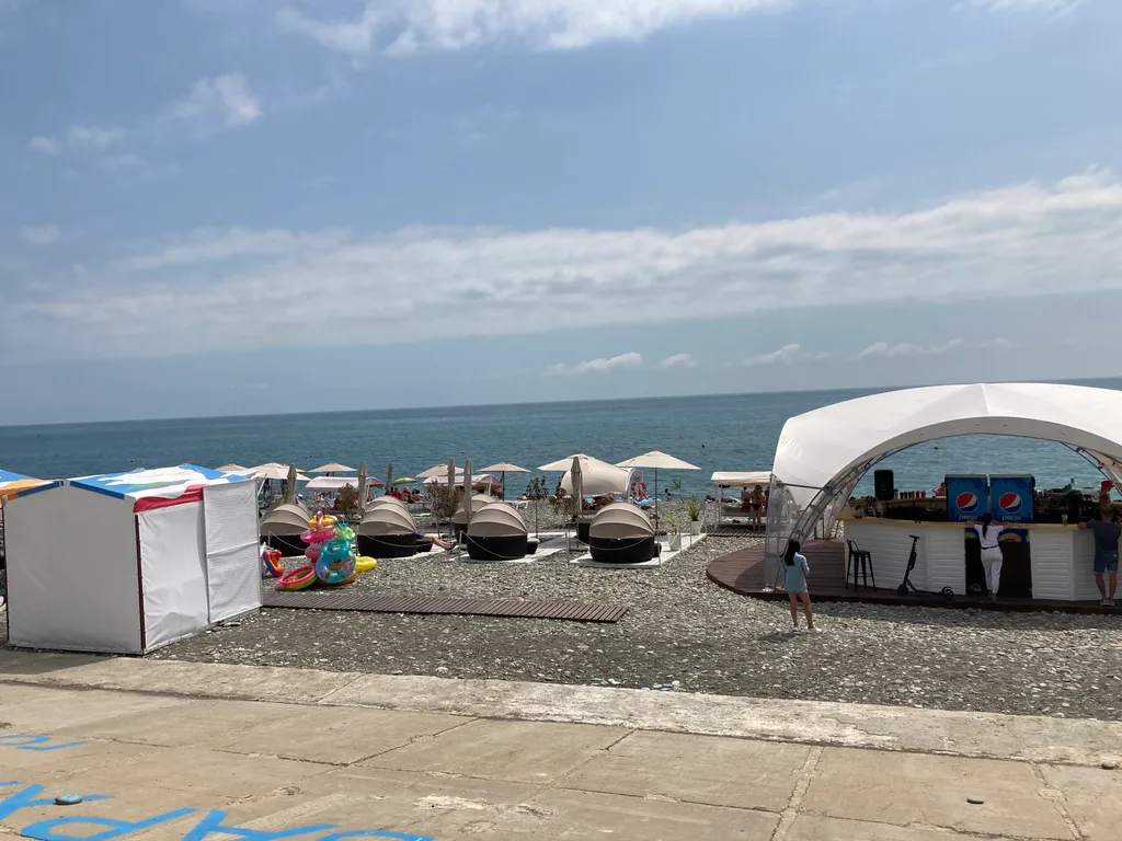 Новая студия 27м с видом на море и горы   в пешей доступности к пляжам