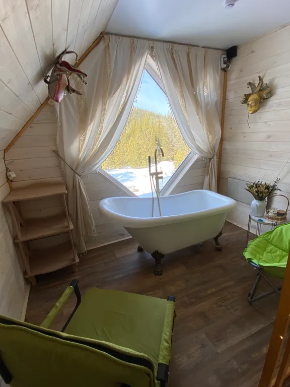 Шале Италия в Таун Хаусе Калинин Двор с ванной с панорамным окном