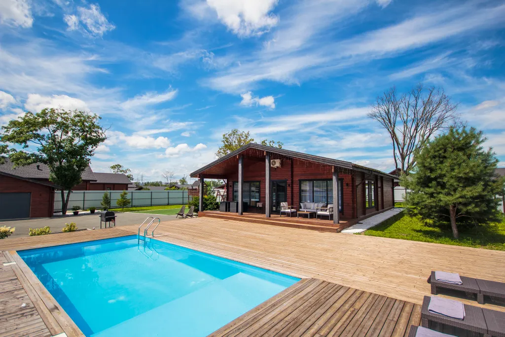 Коттедж Роскошный дом с собственным бассейном — аренда посуточно в Владивосток