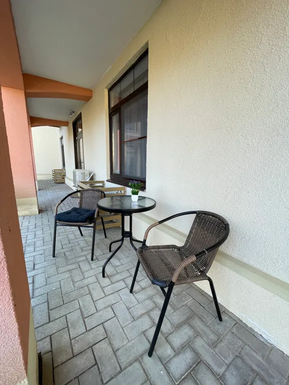 Евро двушка с отдельным входом на первом этаже