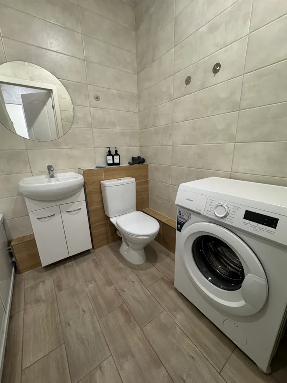 Видовая двушка с качелями и видом на озеро