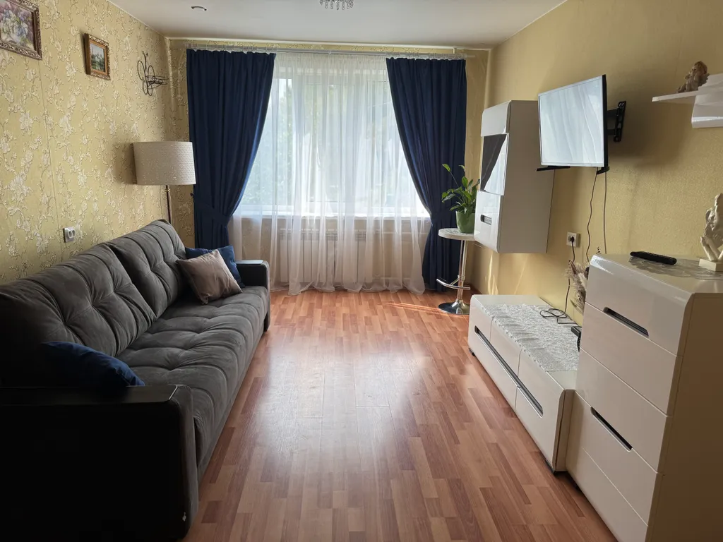 Уютная 2-х комнатная квартира квартира в Октябрьском районе