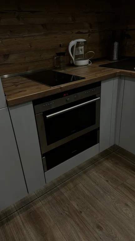 Апартаменты Wells Вуэльс возле озера Еловое в отеле