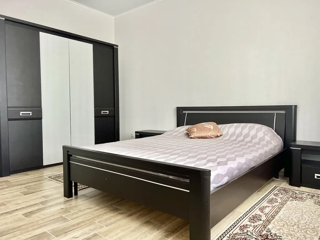 Загородный дом 5 спален с бассейном и большой территорией