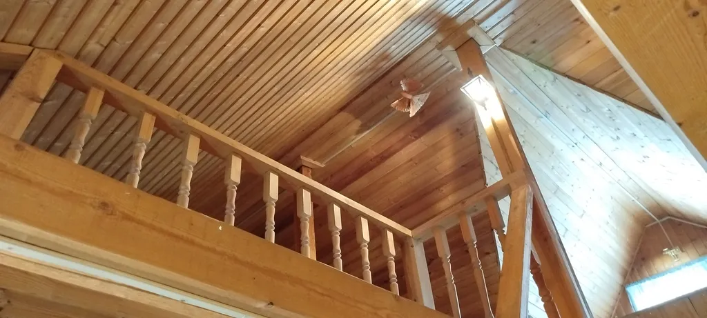 Уютный деревянный дом с мансардой и русской печкой