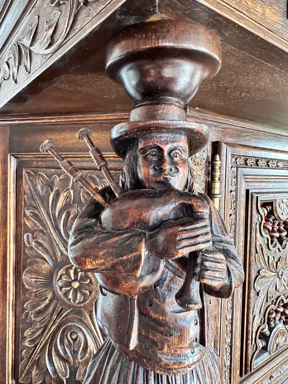 Дом-усадьба с видом на море с баней и беседкой