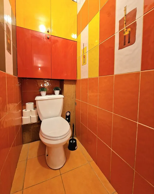 Квартира Трёхкомнатная квартира — Екатеринбург