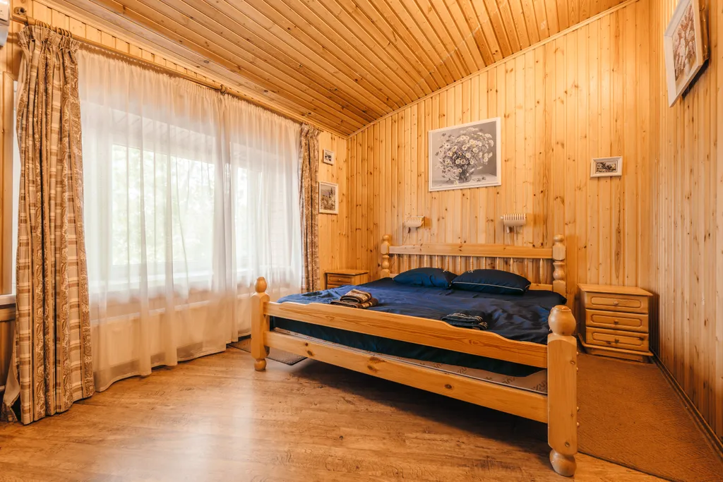 Дом в лесу в русском стиле