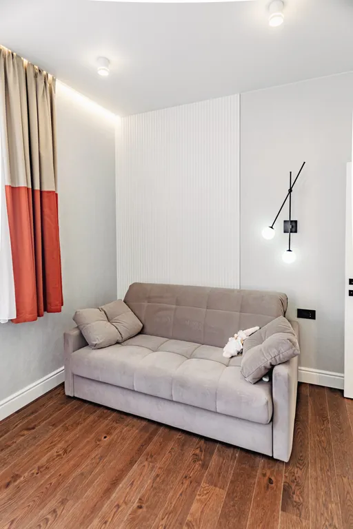 Дом с видом на море, горы, и теплым бассейном