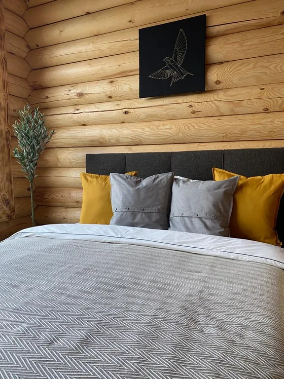 Дом с бассейном