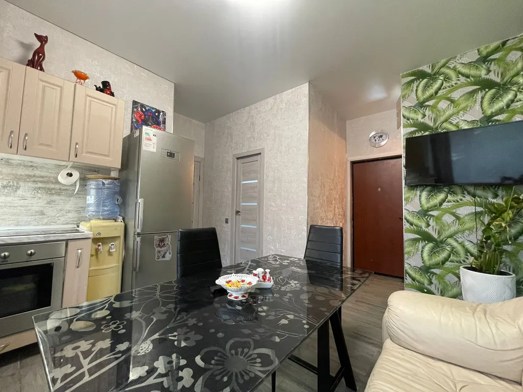 Евро3комнатная квартира рядом с парком Революции с парковкой