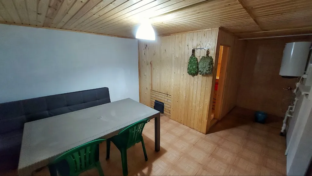 Коттедж Гостевой Дом с баней — Старокорсунская