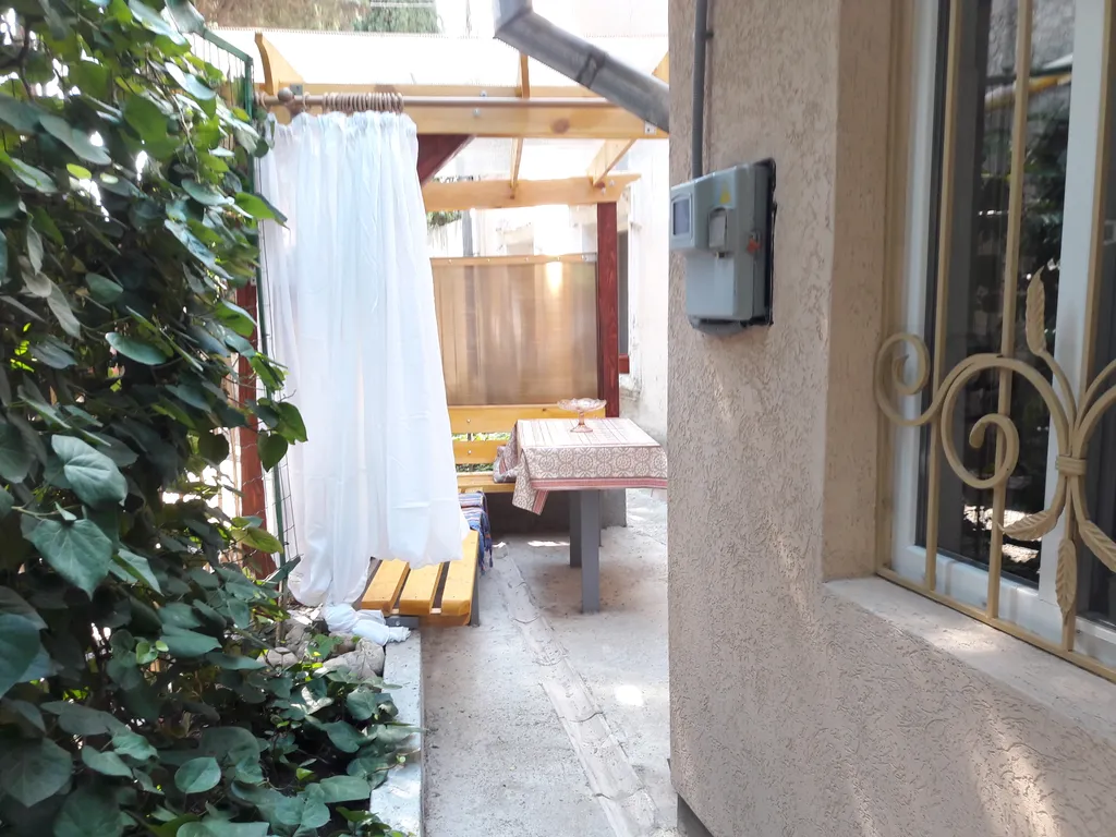 Квартира 1-комнатная Квартира — Алушта