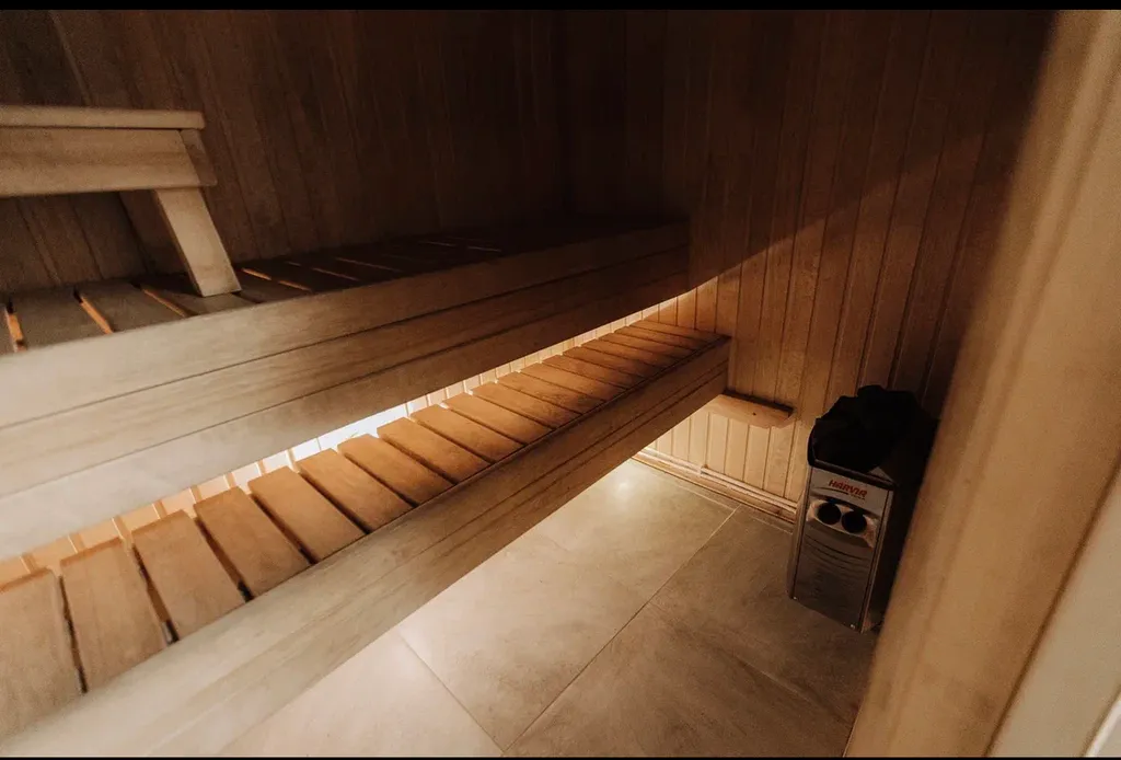 Коттедж с сауной рядом с озером