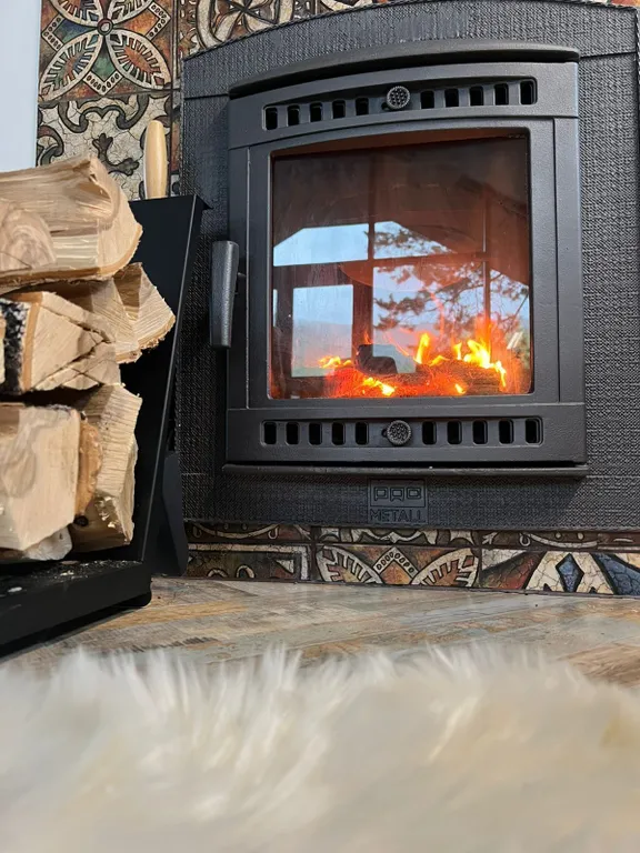 Большой оранжевый дом до 6 человек с баней и банным чаном