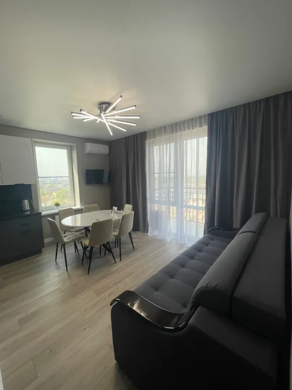 Новая квартира у набережной