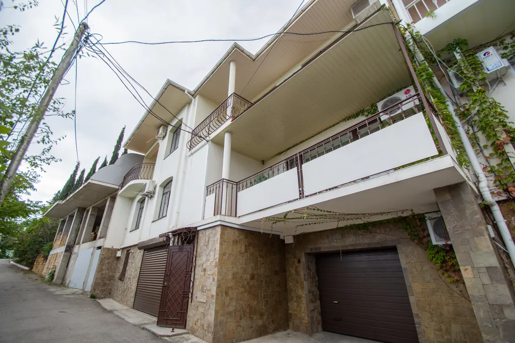 Однокомнатный апартамент "Андеграунд" с видом на море