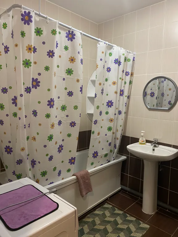 Квартира у Ледового дворца и глк Хвойный Урман