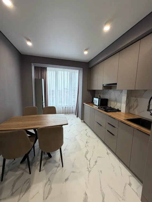 Апартамент с дизайнерским ремонтом