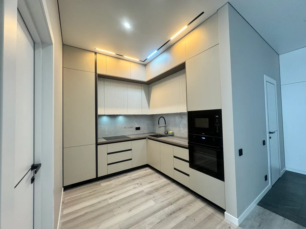 Дизайнерская евродвухкомнатная квартира в ЖК бизнес-класса Аллея Парк