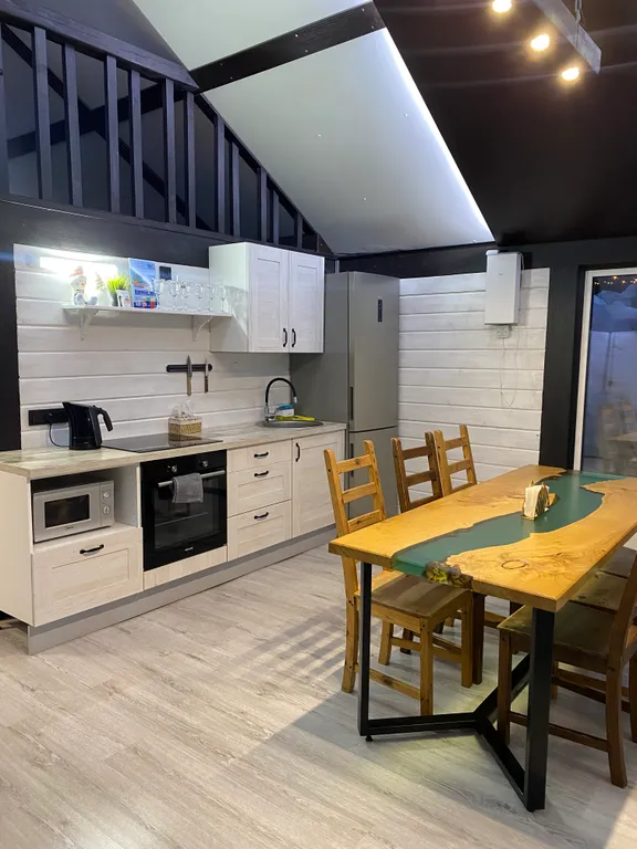 Лакост дом с баней