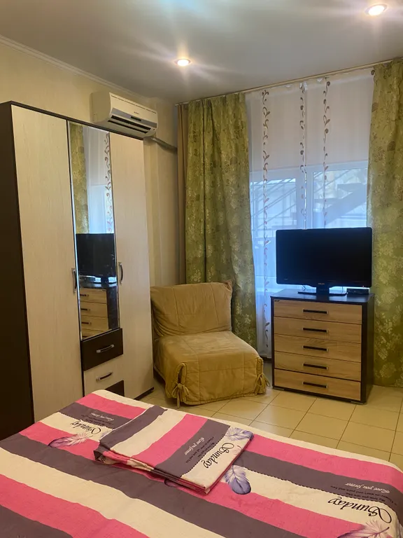 Квартира 2-комнатная Квартира — Геленджик