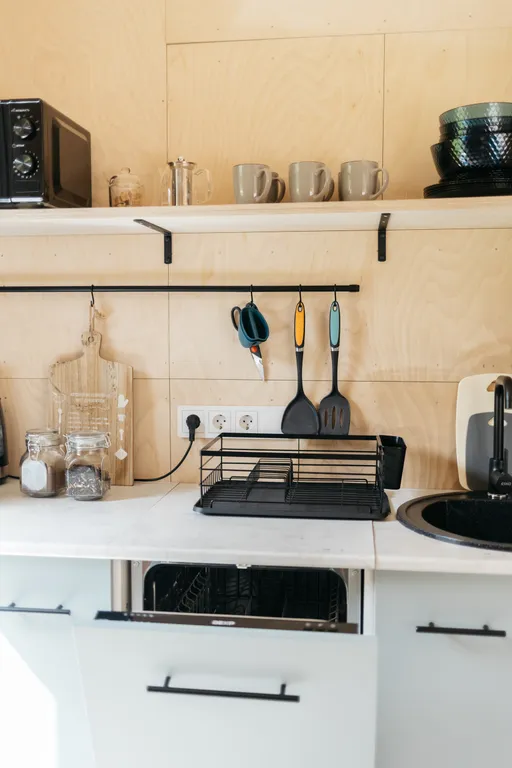 Уютный семейный дом в сосновом лесу