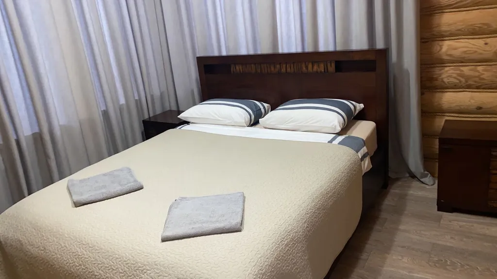 Коттедж Уютный дом на берегу реки — Новая Ладога