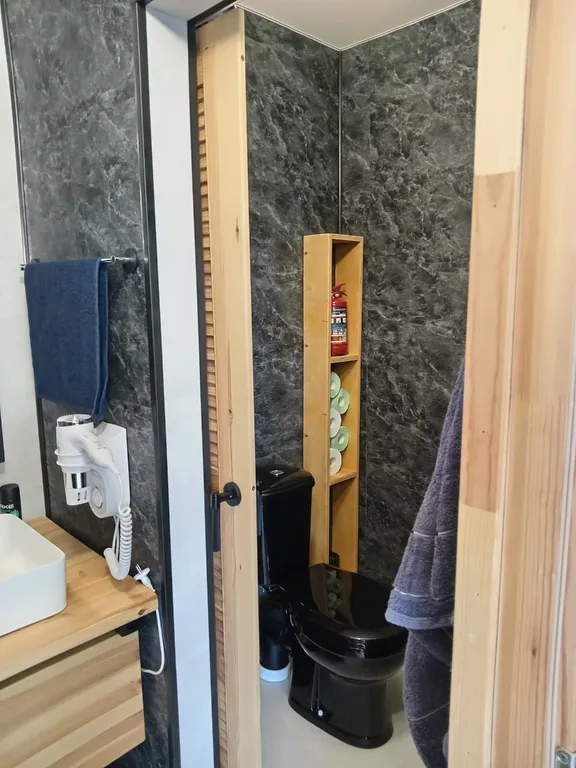 Тихое место у реки