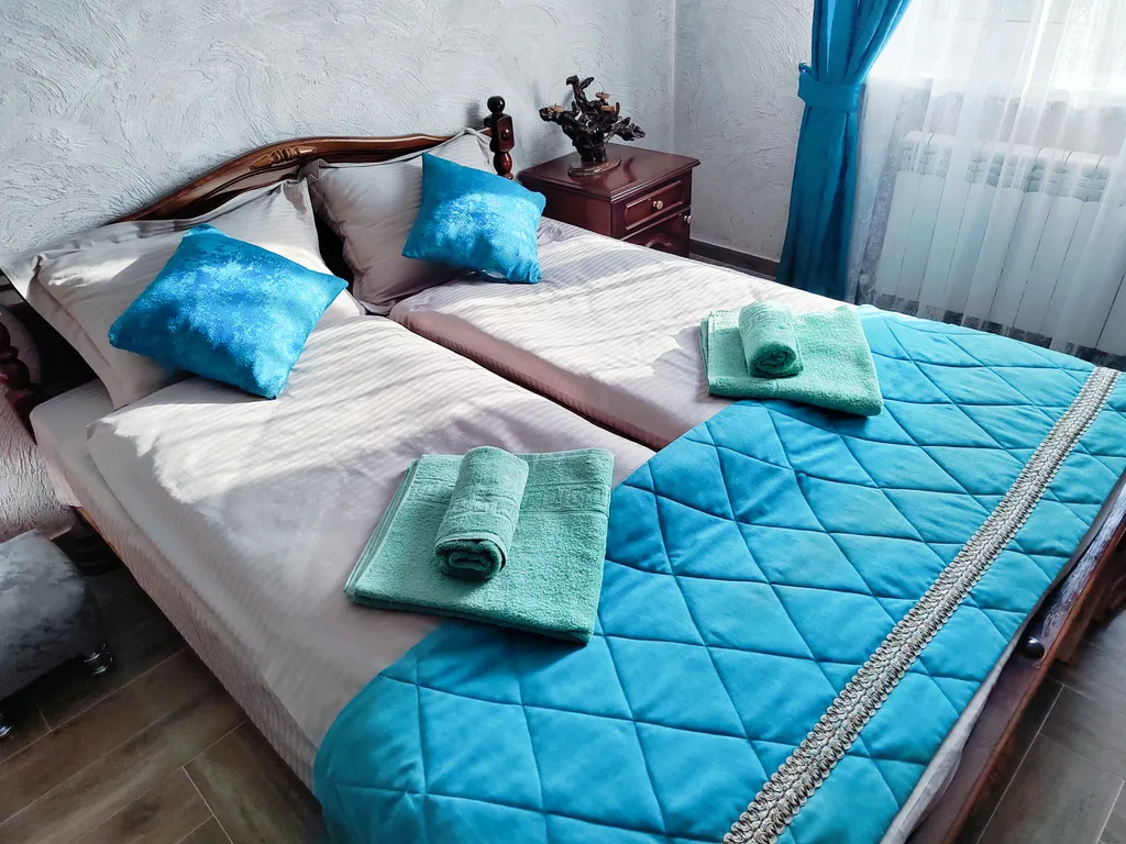 Дом на берегу озера