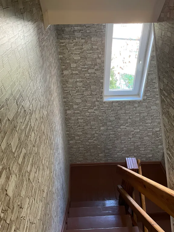 Дом в уникальном месте на берегу озера