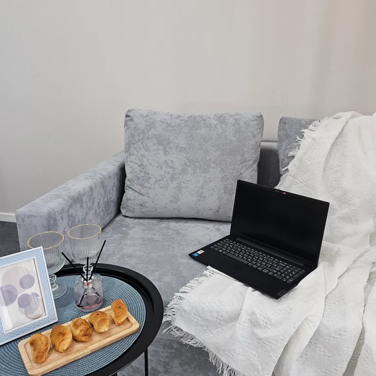 Комфорт с видом на ла трактор, вид на город с 26 этажа