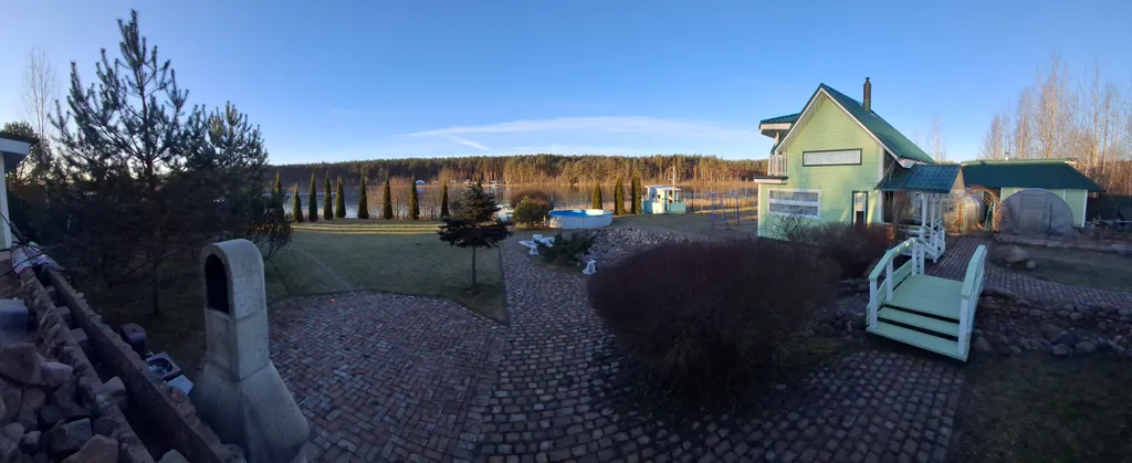 Домик на озере Лесицкое